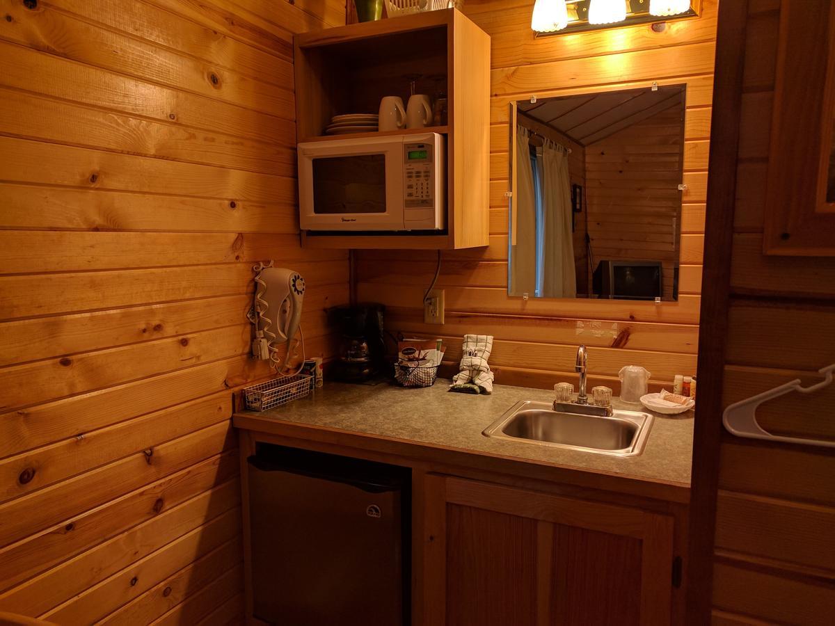 Emerald Forest Cabins Trinidad Luaran gambar