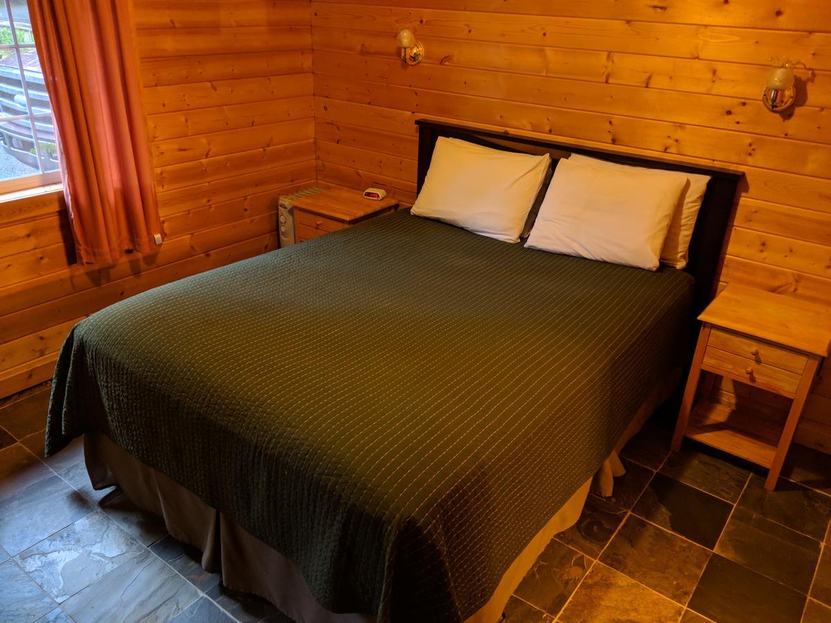 Emerald Forest Cabins Trinidad Luaran gambar