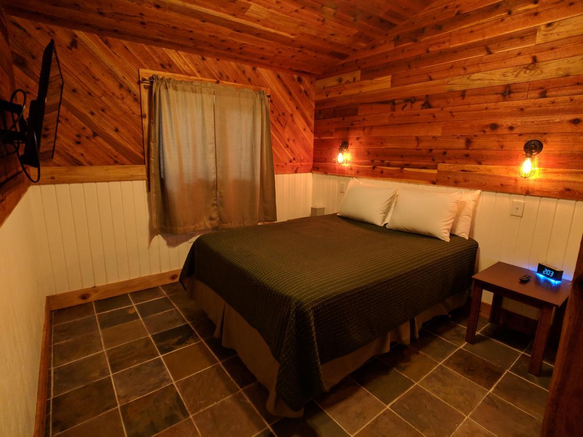 Emerald Forest Cabins Trinidad Luaran gambar