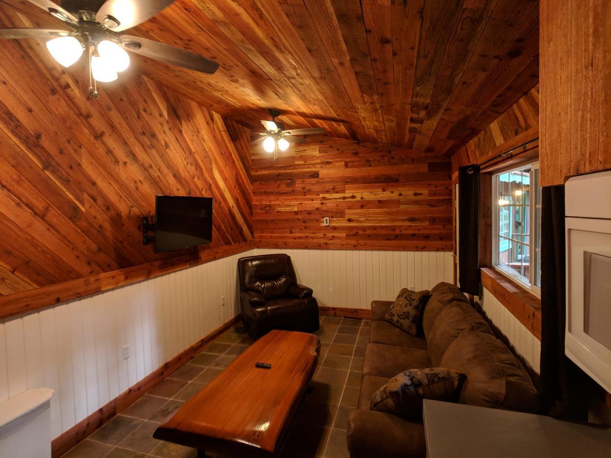 Emerald Forest Cabins Trinidad Luaran gambar