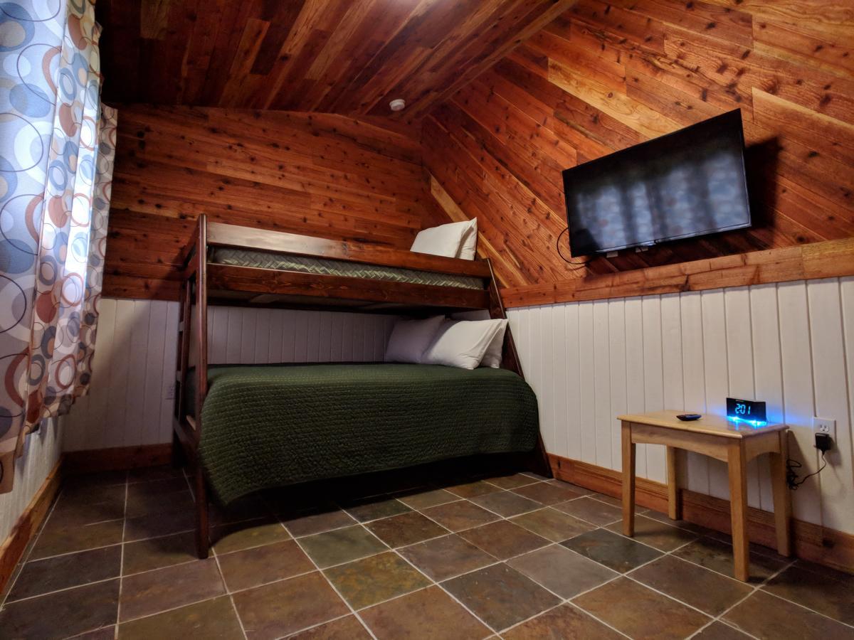 Emerald Forest Cabins Trinidad Luaran gambar