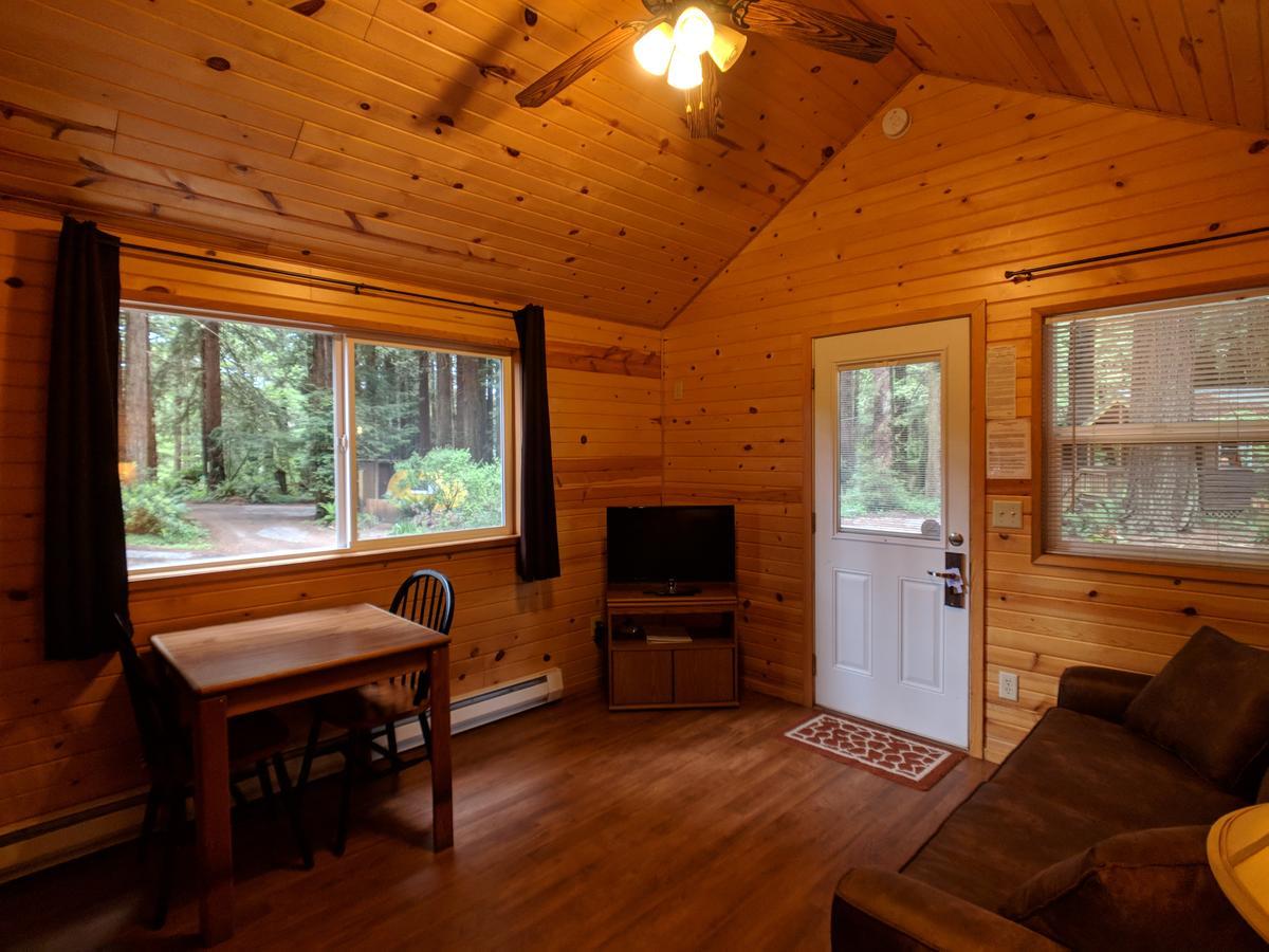 Emerald Forest Cabins Trinidad Luaran gambar