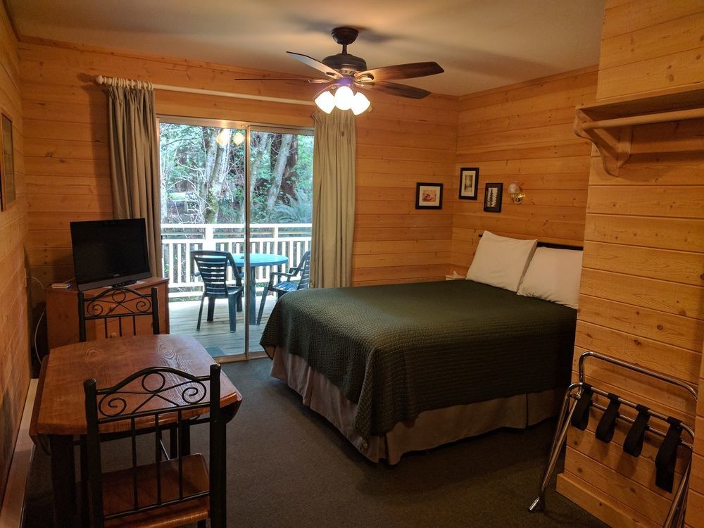 Emerald Forest Cabins Trinidad Luaran gambar